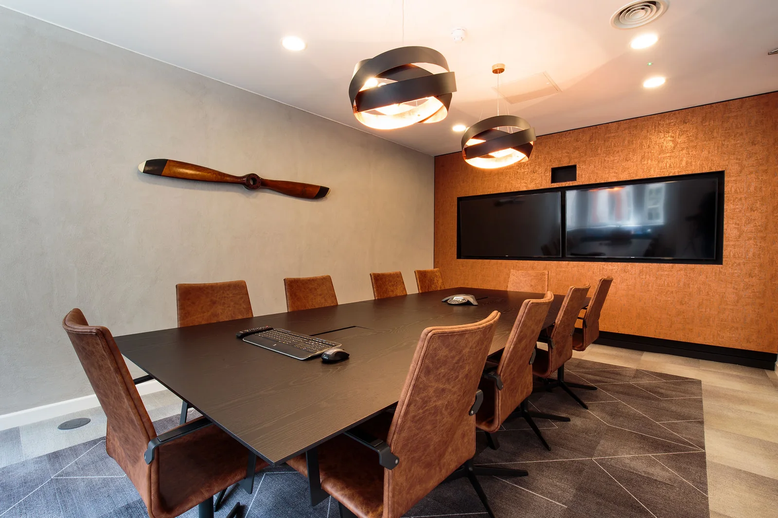 Wide vinyl and commercial wallcoverings